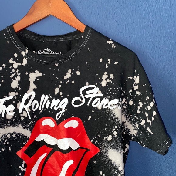 Rolling Stones graphic tee with bleach die effect - Picture 2 of 4